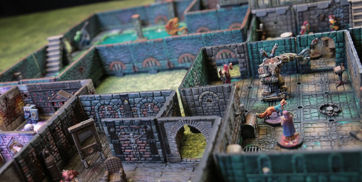 Dungeons big slider 1