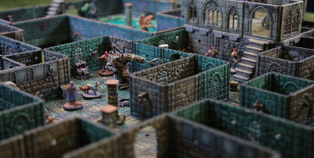 Dungeons big slider 1