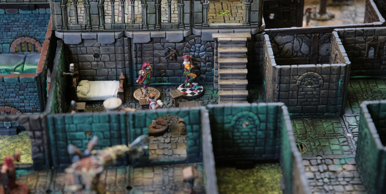 Dungeons big slider 1